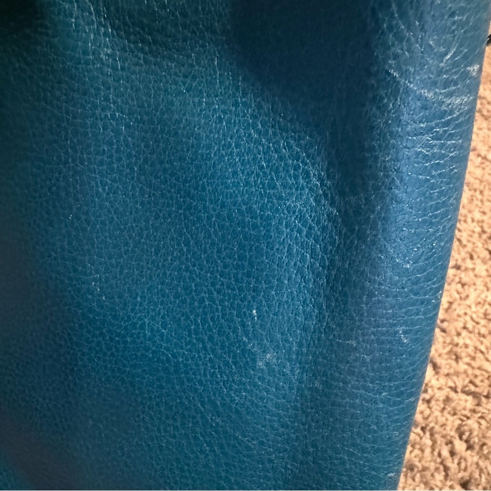 Coach Madison Teal Leather Crossbody or Shoulder Bag with Chain Strap | GUC - Picture 8 of 15